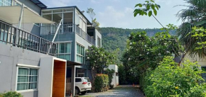 1st House of Happiness at Khao Yai 1-4 bed open 1 bedroom for each 2 adults